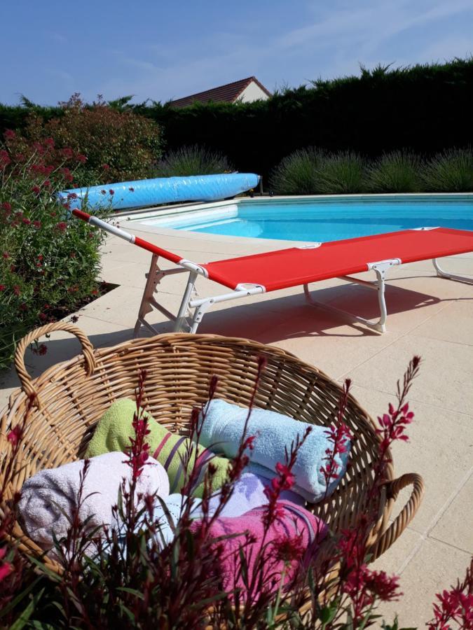 Plaimpied-Givaudins Therouanne En Berry المظهر الخارجي الصورة
